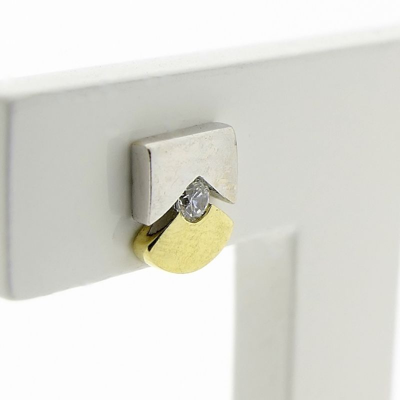 Image 4 of Bicolor gold stud earrings with zirconia