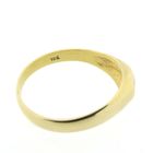 Image 5 of 18 carat gold ring with blue sapphire