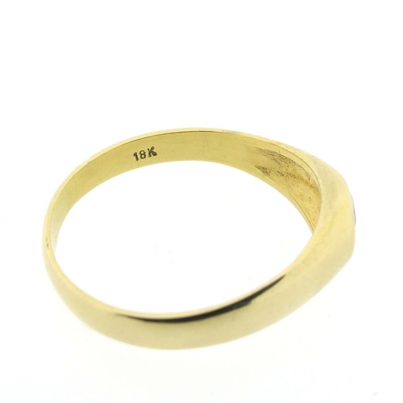 Image 5 of 18 carat gold ring with blue sapphire