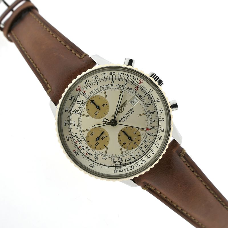 Image 8 of Breitling 'Old' Navitimer B13019; Vintage chronograph men's watch