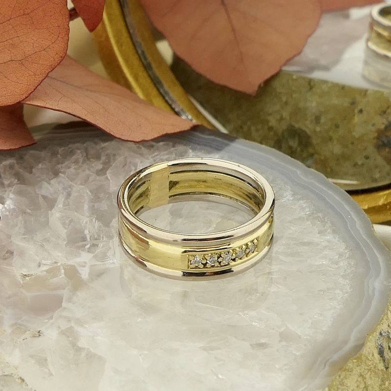 Image 7 of Bicolor wide gold ring with diamond; 0.10 ct.