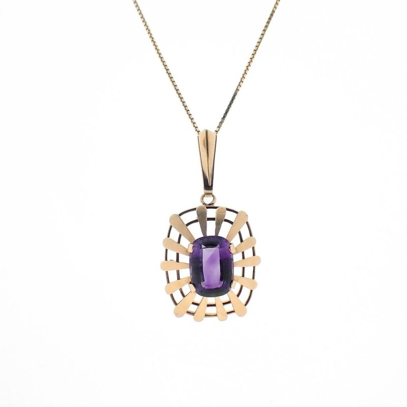 Image 3 of Gold pendant with large amethyst