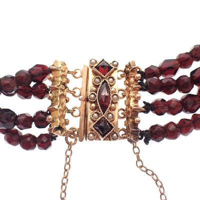 Image 2 of Antique glass bead bracelet with gold clasp