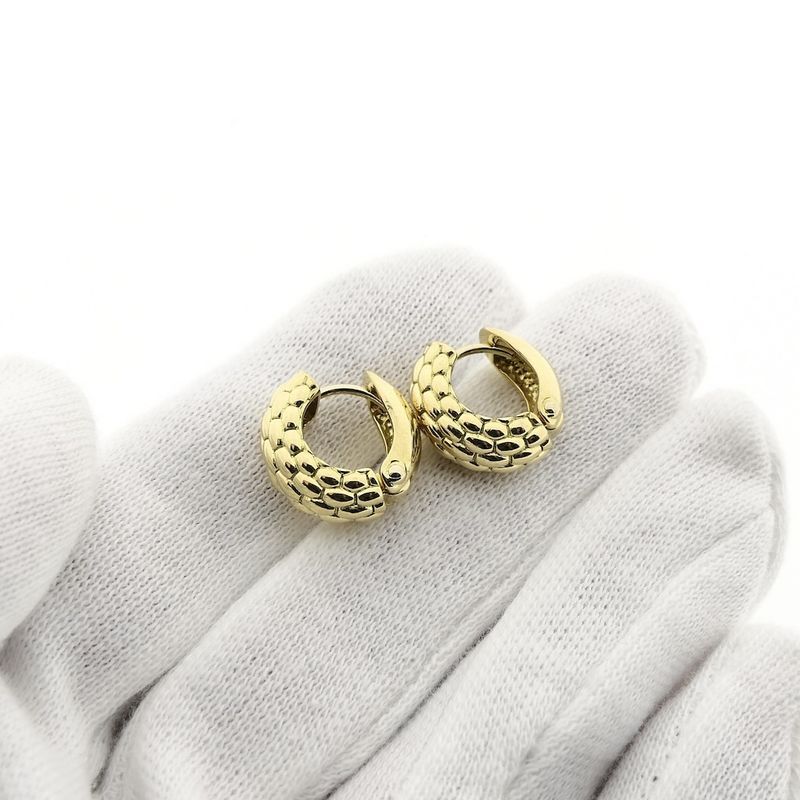 Image 7 of 18K gold half-round hoop earrings; FOPE