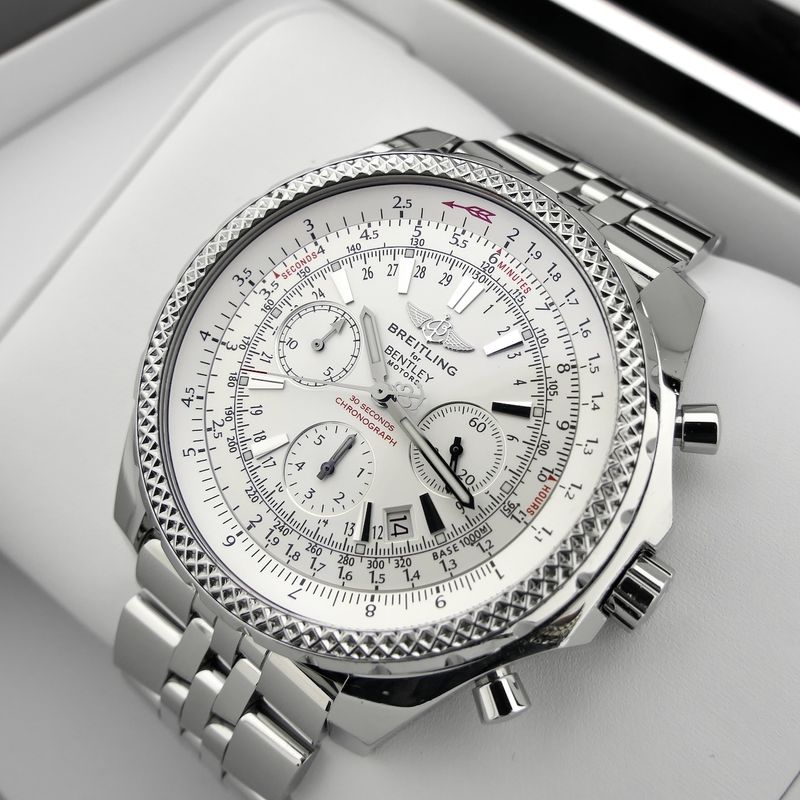 Image 19 of Breitling Bentley Motors 'Special Edition' A25362; Chronograph men's watch
