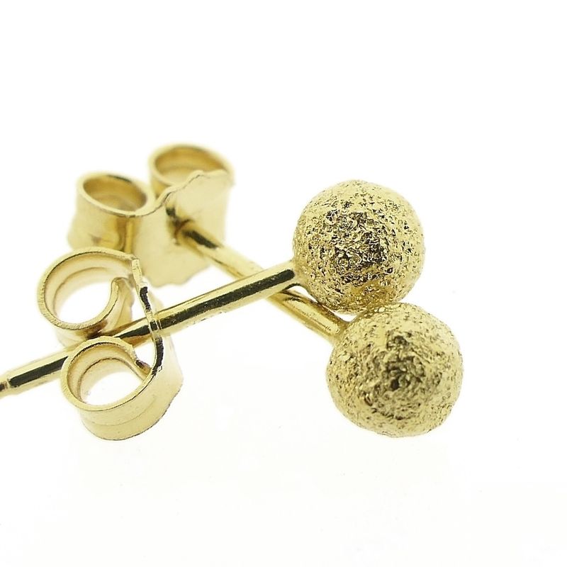 Image 3 of Gold stud earrings with diamond-cut button