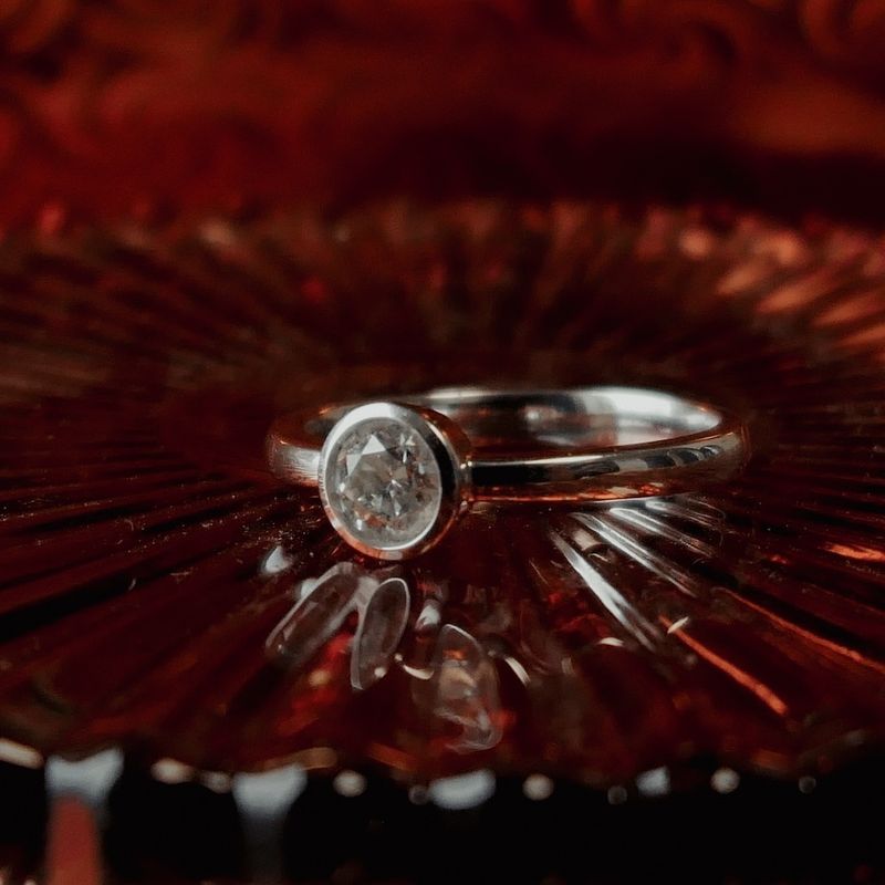 Image 7 of White gold solitaire ring with diamond; 0.40 ct.