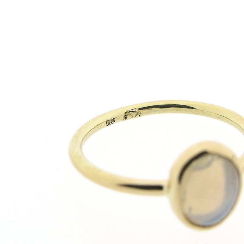 Image 6 of Gold ring with precious opal