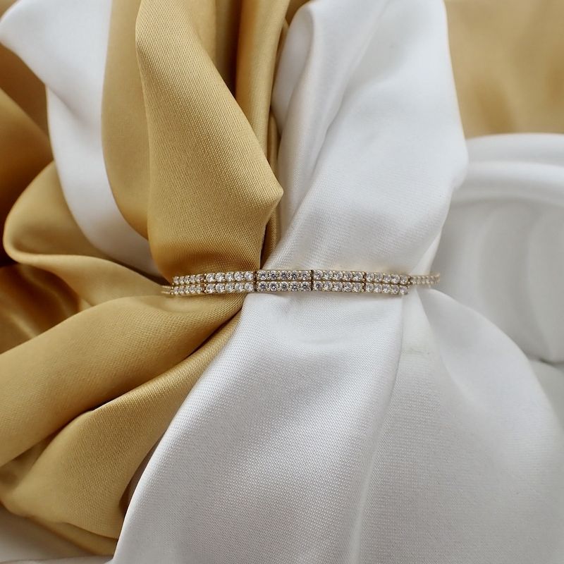 Image 10 of Gold tennis bracelet with zirconia | 18 cm