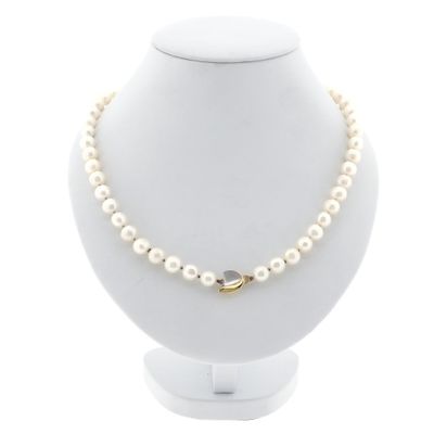 Image 1 of Pearl necklace with 9 carat bicolor clasp
