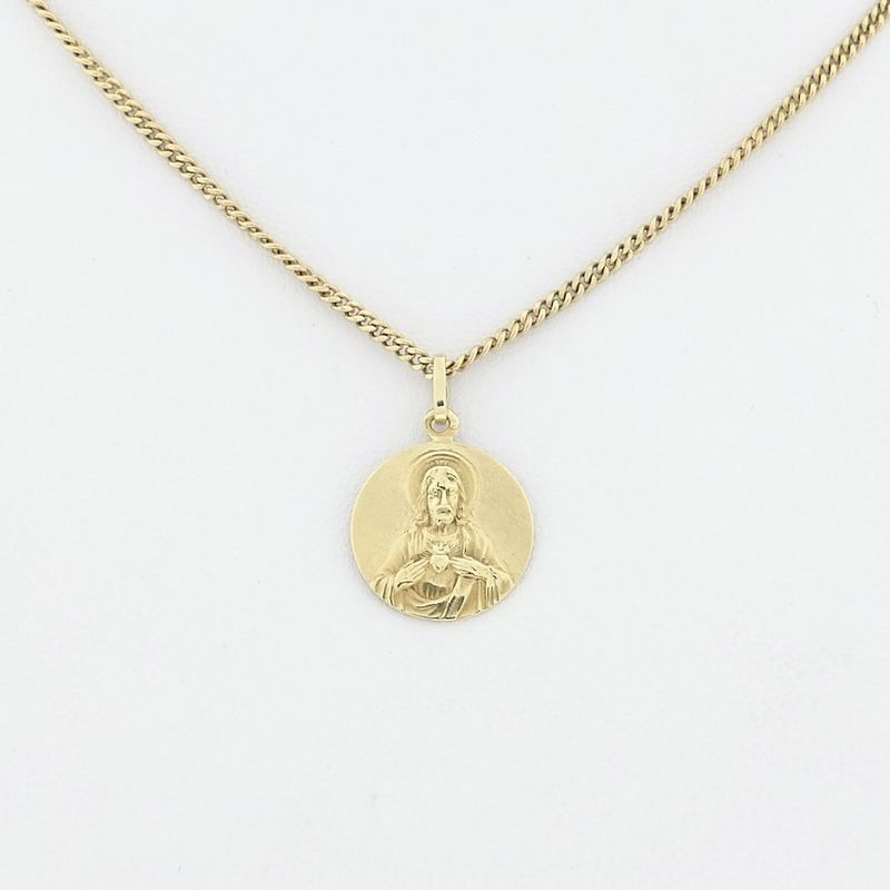 Image 12 of Gold pendant with Mary and Jesus