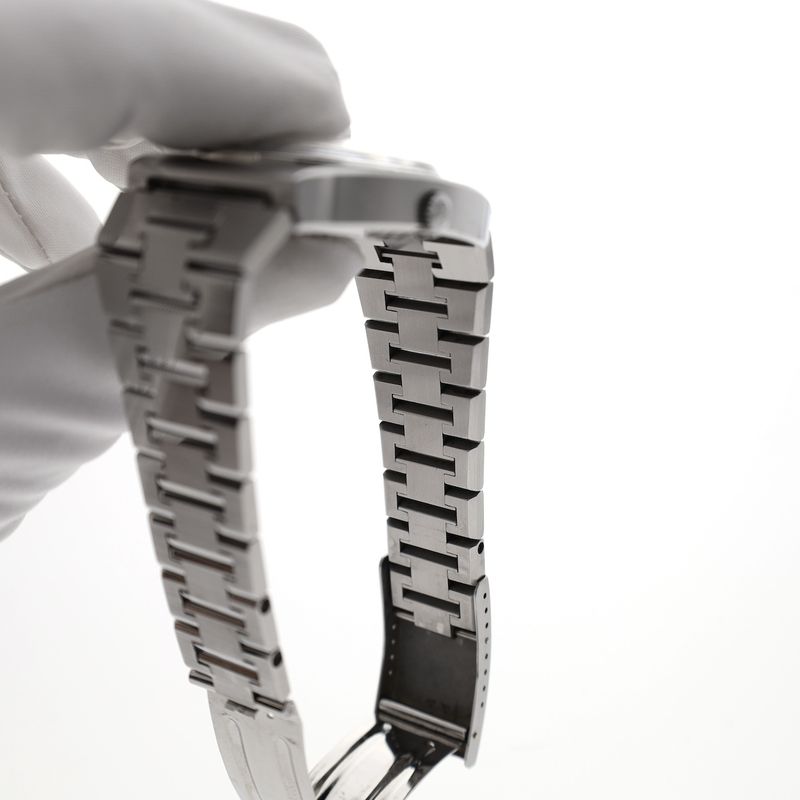 Image 4 of Omega Constellation Automatic Chronometer 168.041; Vintage men's watch