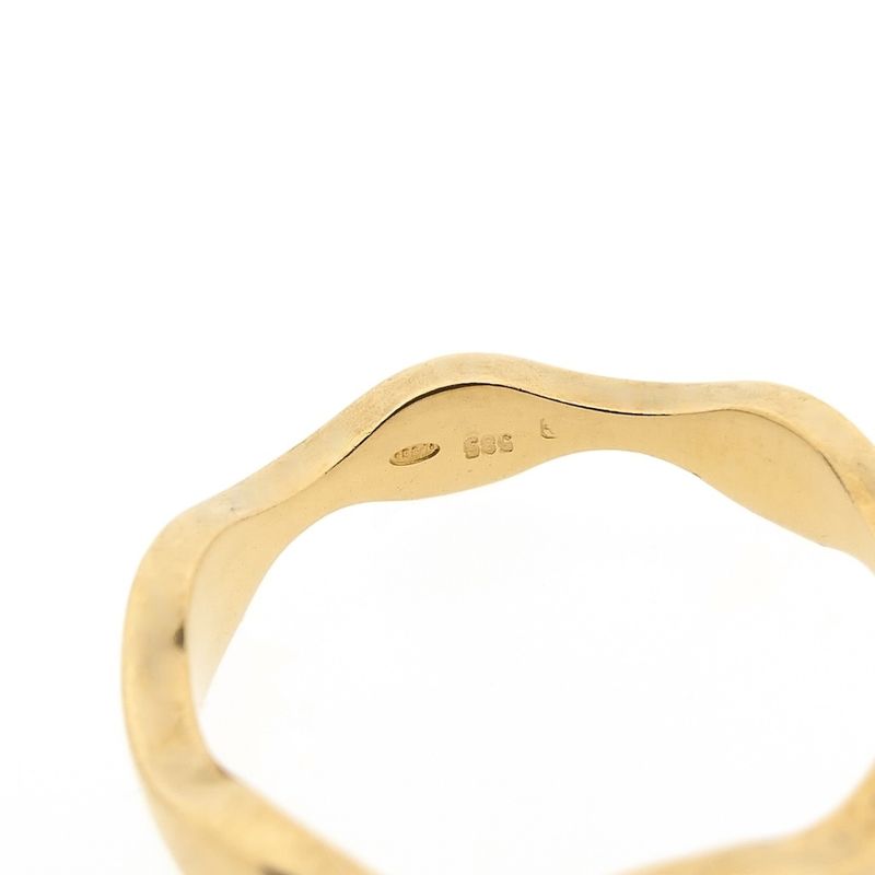 Image 5 of Gold ring set