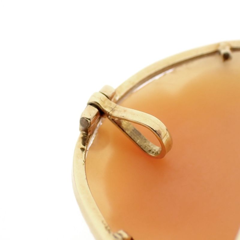 Image 6 of Gold brooch/pendant with cameo