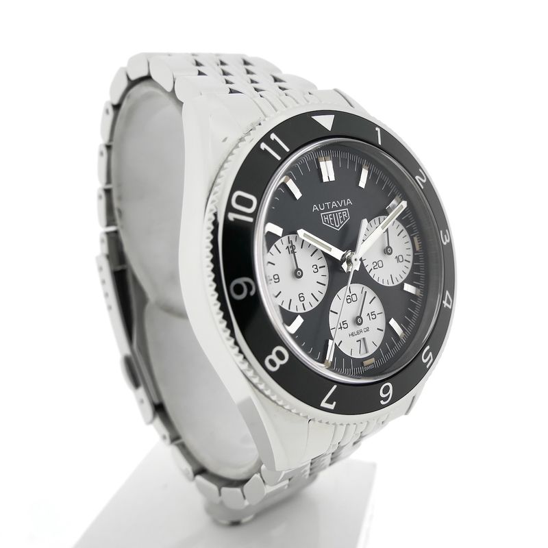 Image 3 of Heuer Autavia CBE2110; Chronograph men's watch