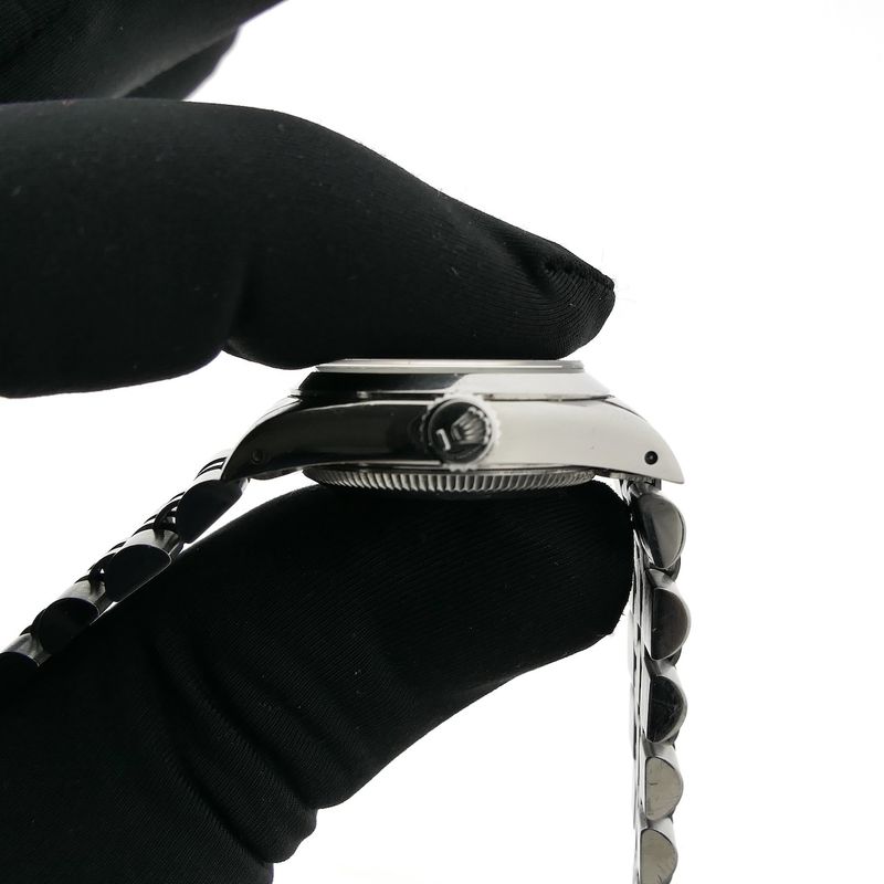 Image 8 of Rolex Oyster Perpetual 26mm 67180; Vintage ladies watch