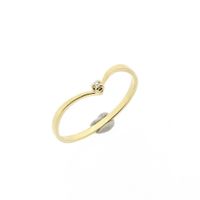Gold V-shaped ring with diamond