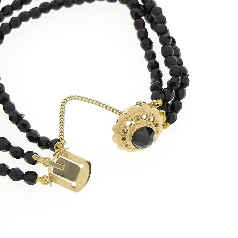 Image 5 of Antique glass bead bracelet with gold clasp