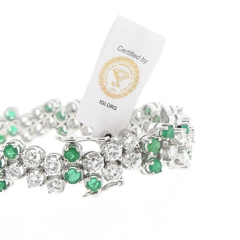 Image 43 of Exclusive white gold bracelet with emerald and diamond; 7.40 ct. + IGI Certificate