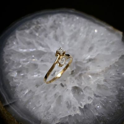 Image 2 of Gold ring with diamond; 0.01 ct. | Toi et moi