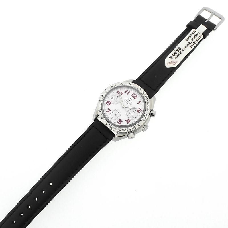 Image 4 of Omega Speedmaster Reduced; Chronograph watch with mother-of-pearl dial