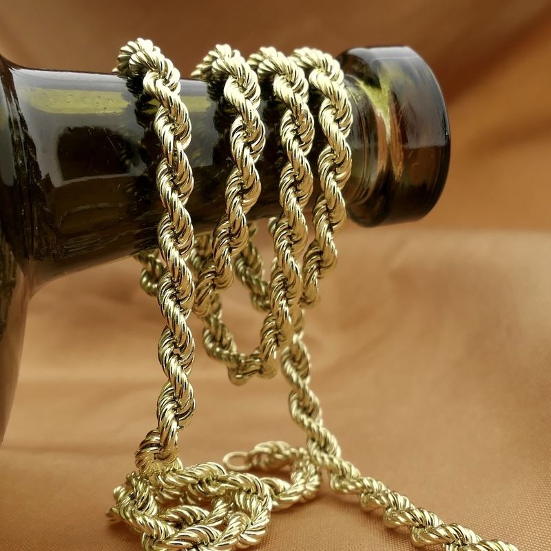 Image 8 of Gold twisted link chain