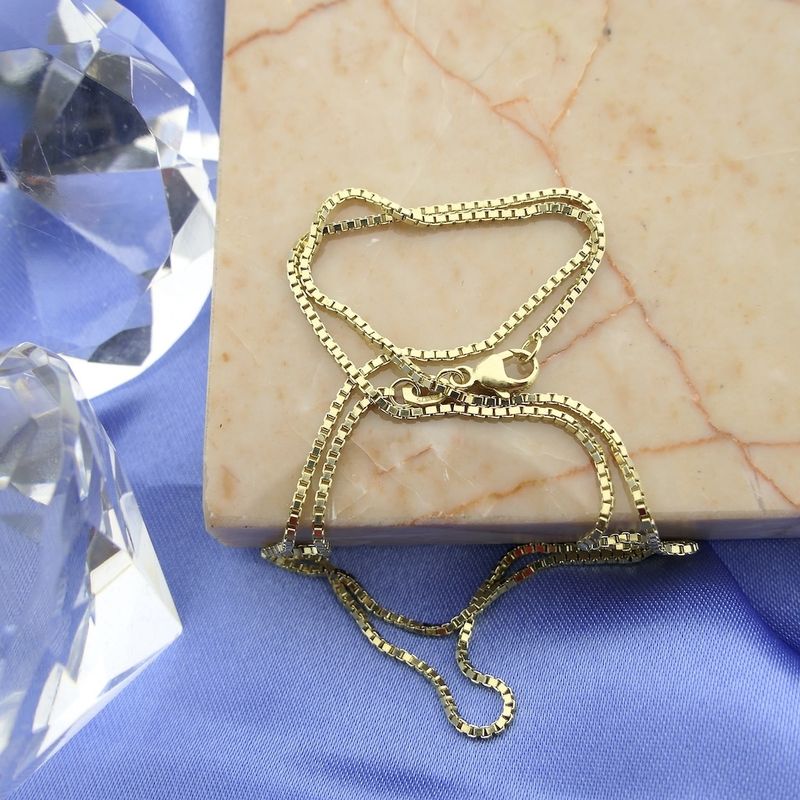 Image 7 of 9 carat thin Venetian link chain | 50 cm