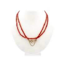 Vintage/antique red coral bead necklace with gold clasp | 81 cm