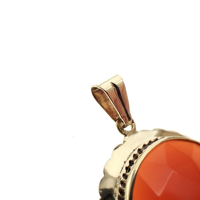Image 5 of Large vintage gold pendant with carnelian.