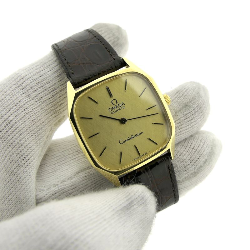 Image 8 of Omega Constellation; Vintage 18k gold men's watch with a linen dial