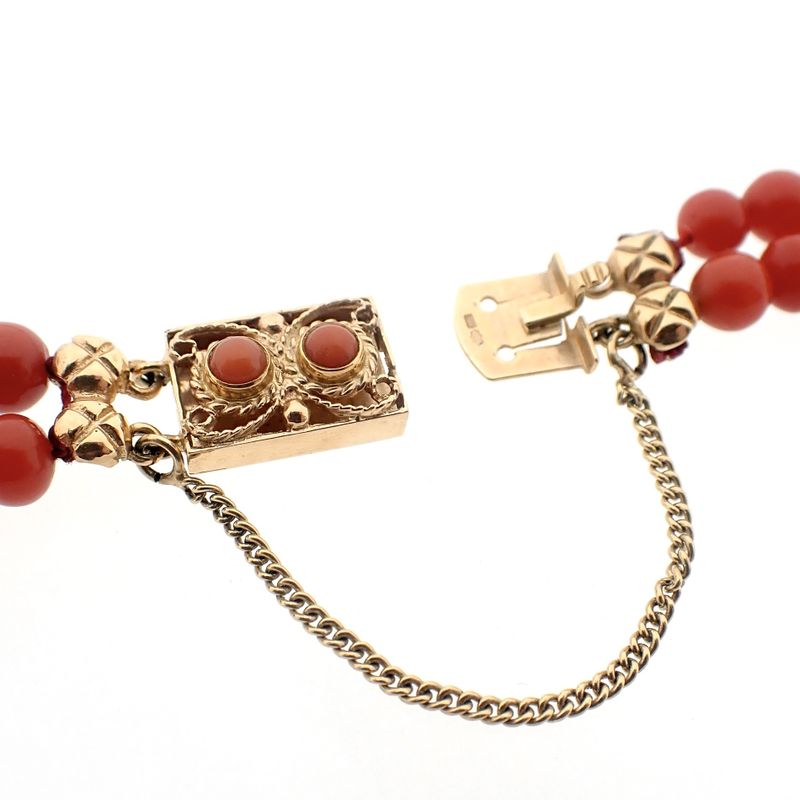 Image 6 of Vintage/antique red coral bead necklace with gold clasp | 56 cm