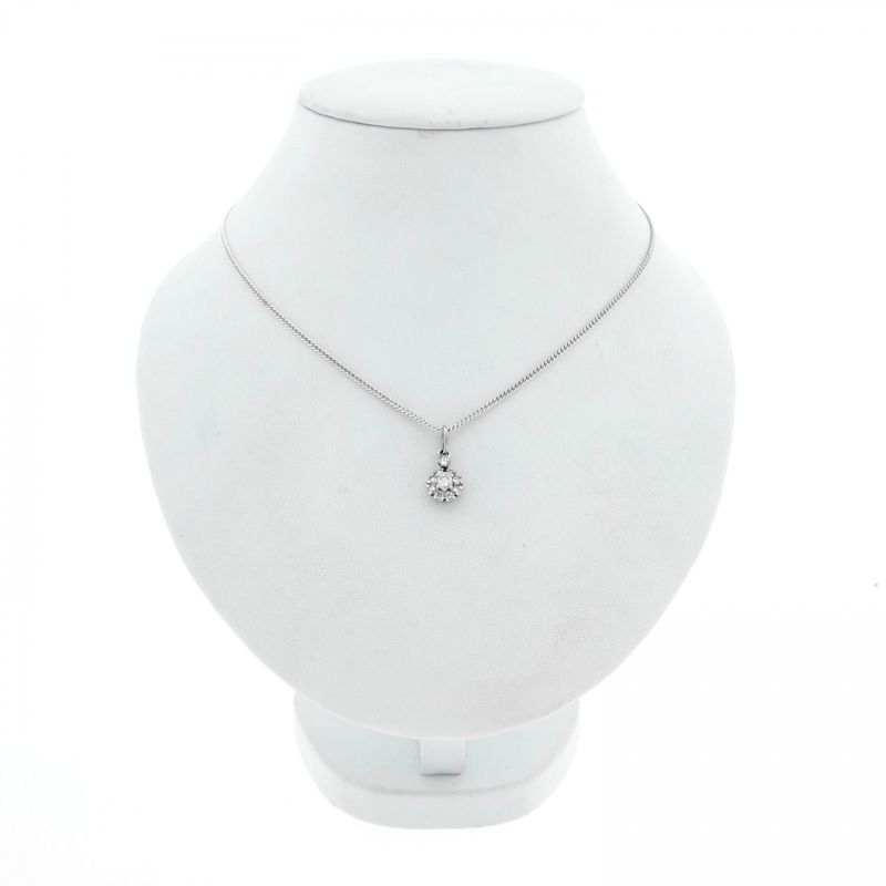Image 3 of White gold pendant with diamond; 0.32 ct.