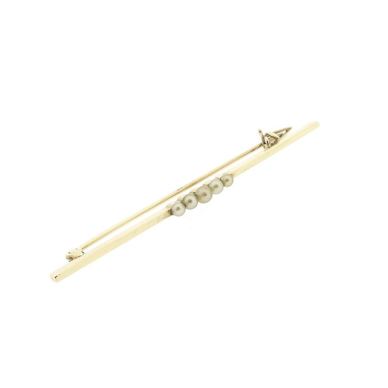 Image 2 of Vintage gold brooch with cultured pearls