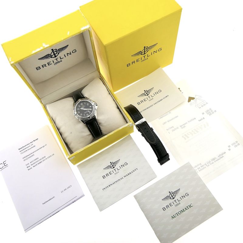 Image 4 of Breitling Colt A17035; Automatic men's watch