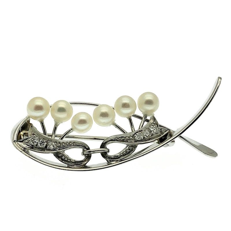 Image 1 of White gold brooch with diamond and pearl