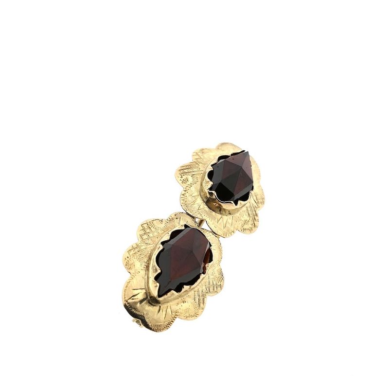 Image 2 of Vintage gold brooch with garnet