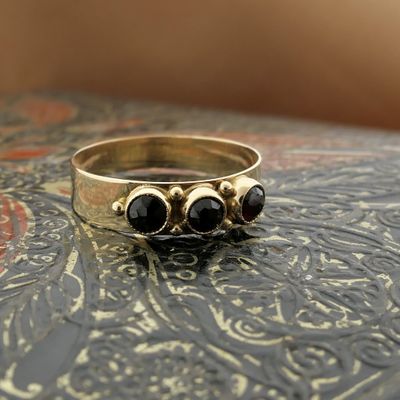 Image 2 of Gold ring with garnet stones | Vintage