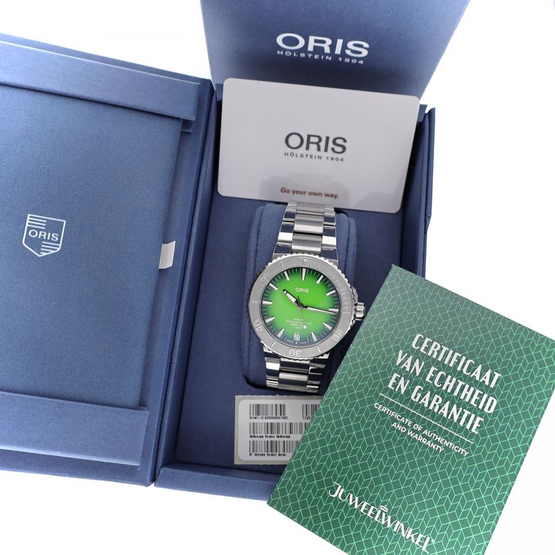 Image 2 of Oris Aquis 'Payoon Ltd.' Automatic Watch