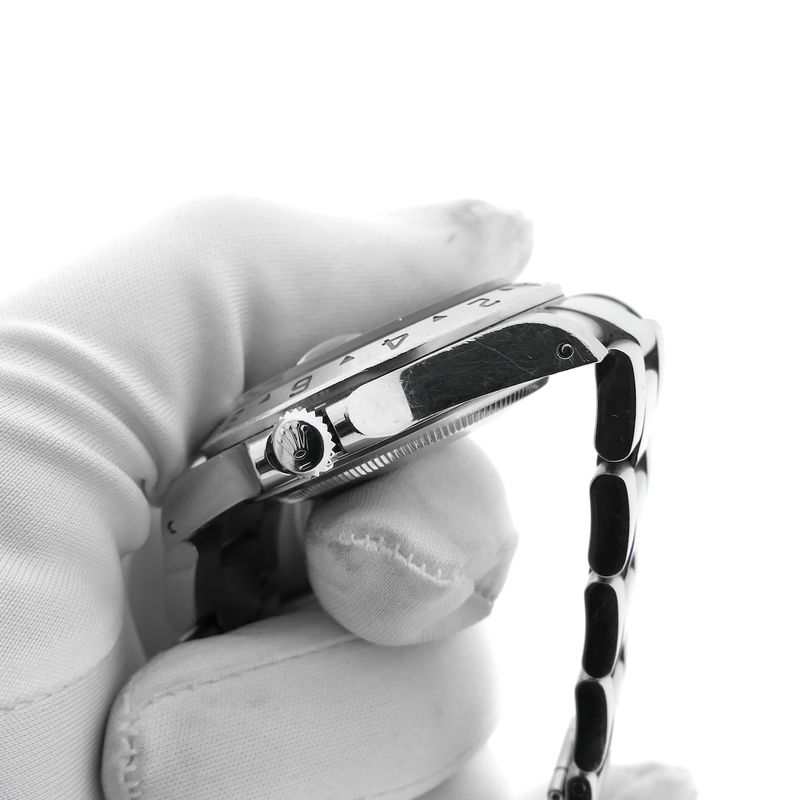 Image 15 of Rolex Explorer II 16570 'Full-Set'; Automatic men's watch from 2004