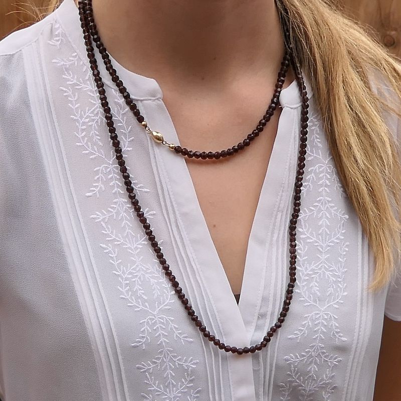 Image 10 of Glass bead necklace/saucer with gold clasp; Antique/vintage | 116 cm