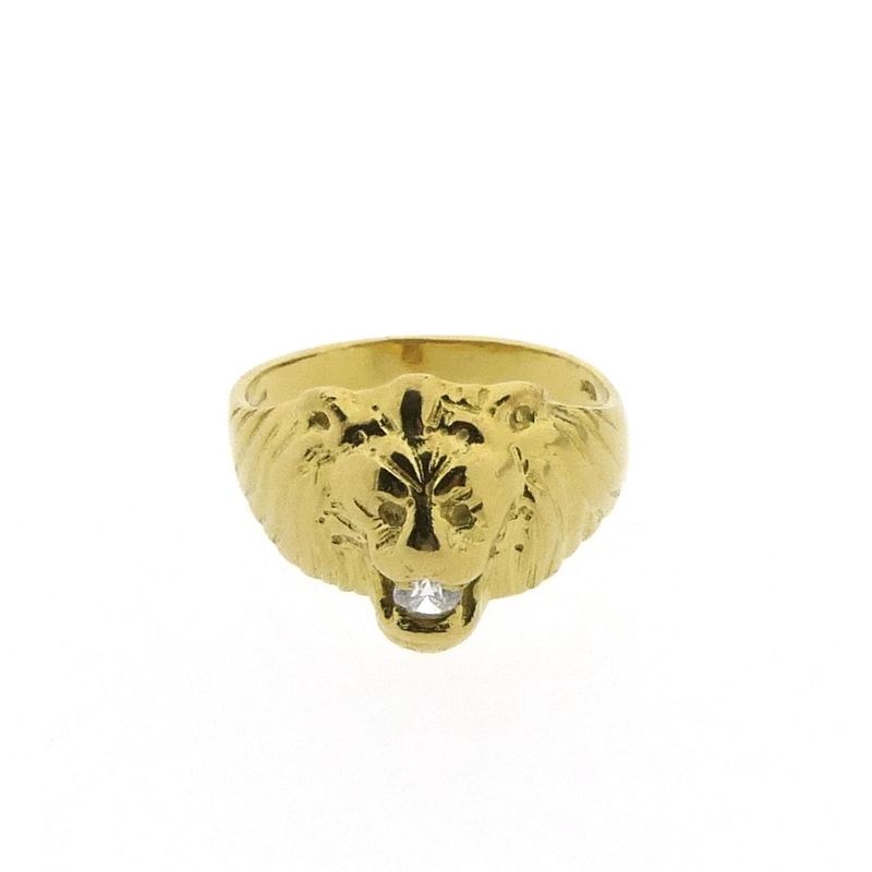 Image 4 of Gold ring of a lion's head with zirconia