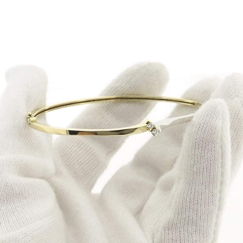 Image 7 of Two-tone gold bangle with diamond; 0.06 ct. | Ø 60 mm