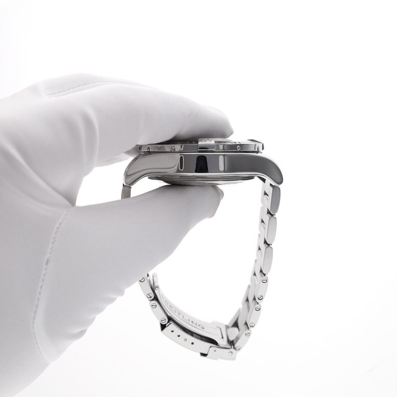 Image 6 of Breitling Super Avenger 'Black' A13371; Chronograph men's watch