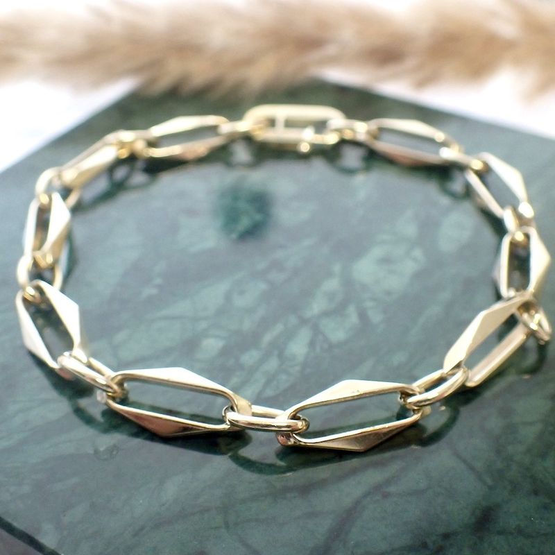 Image 2 of Gold closed forever link bracelet