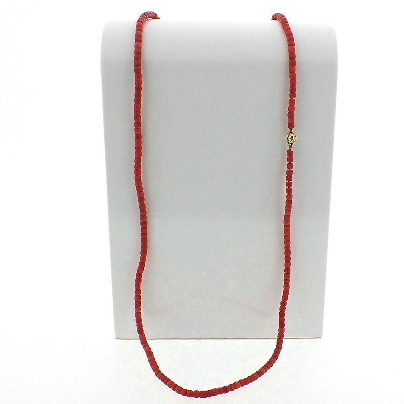 Image 7 of Blood coral bead necklace with gold clasp; Antique | 80 cm