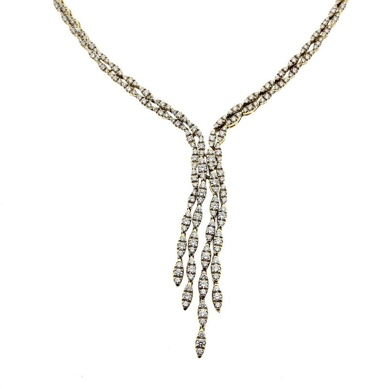 Image 3 of Gold necklace with diamonds; 8.13 ct.