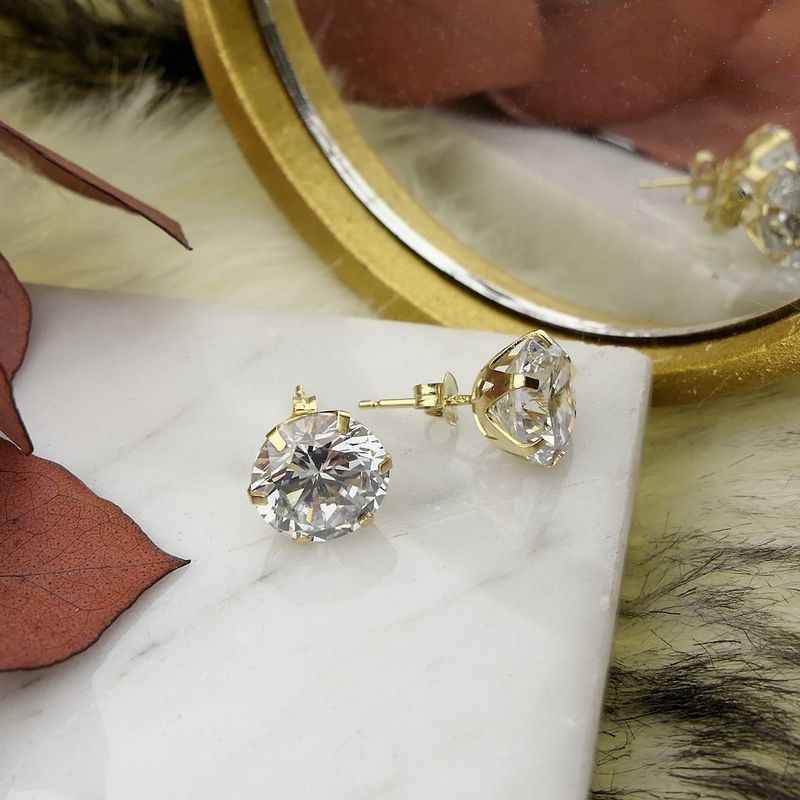 Image 2 of Gold stud earrings with zirconia