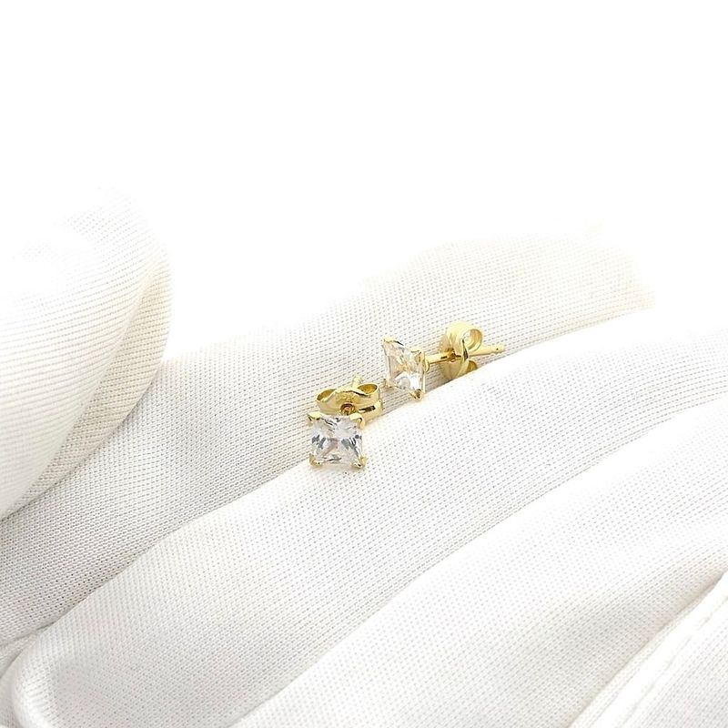 Image 7 of Gold stud earrings with zirconia