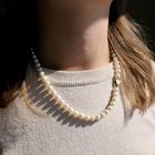 Image 9 of Pearl necklace with 9 carat bicolor clasp