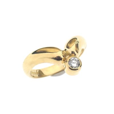 Image 1 of 18K Gold V-shaped ring with diamond | 0.15 ct.